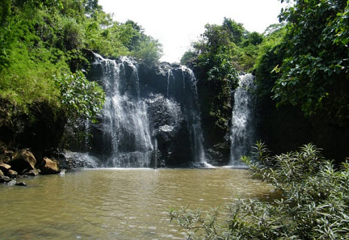 attraction-Cha Ong Waterfall 3.jpg